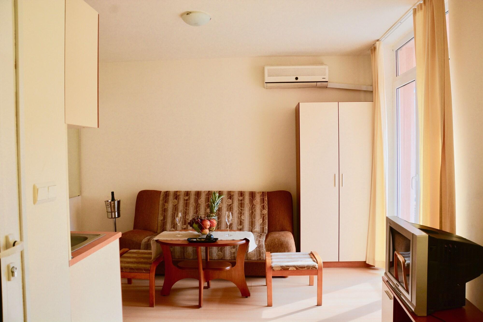 Rainbow 2 Holiday Complex Sunny Beach Exterior foto